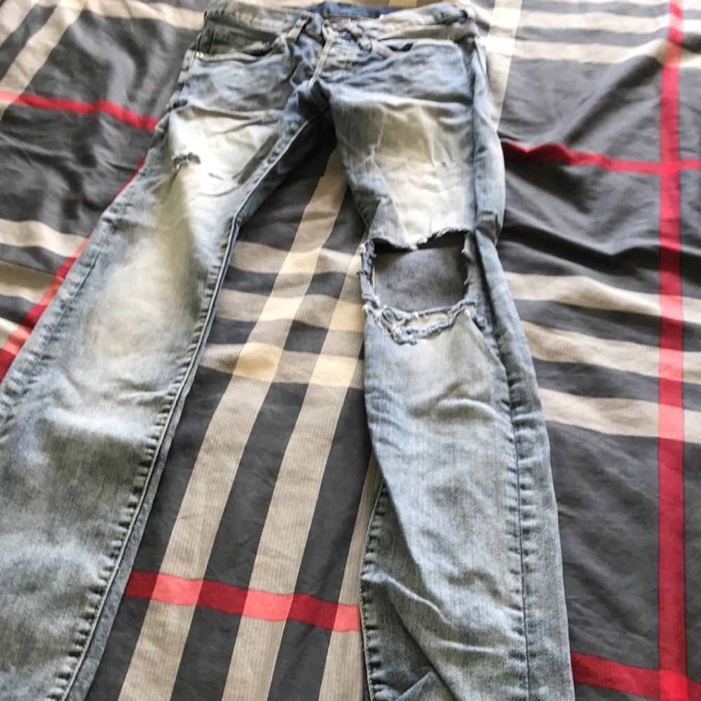 H and M denim ripped jeans 👖